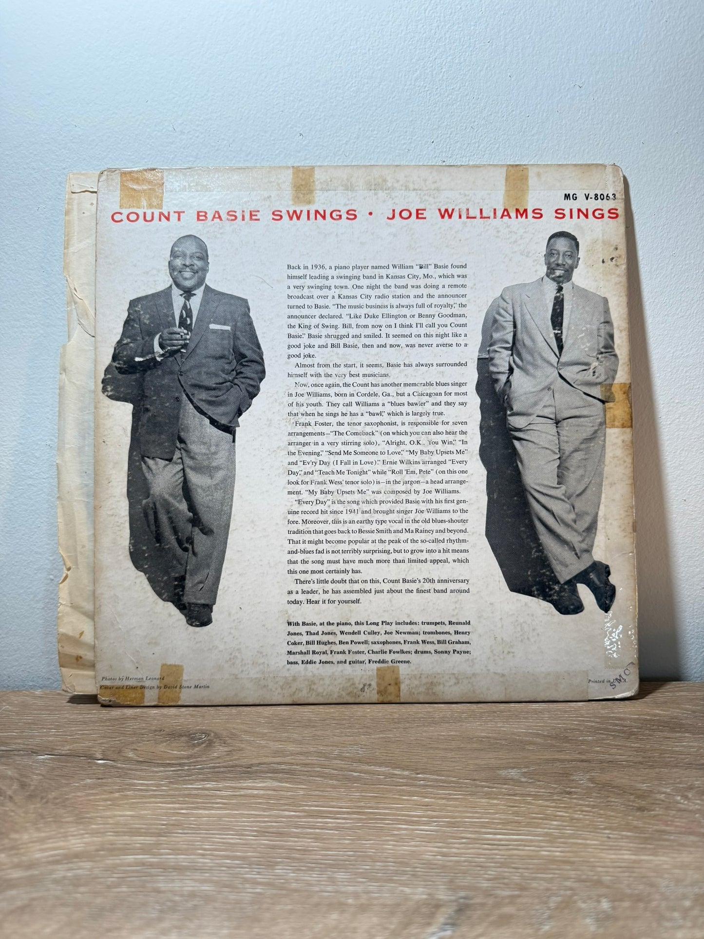 Count Basie / Joe Williams – Count Basie Swings Joe Williams Sings