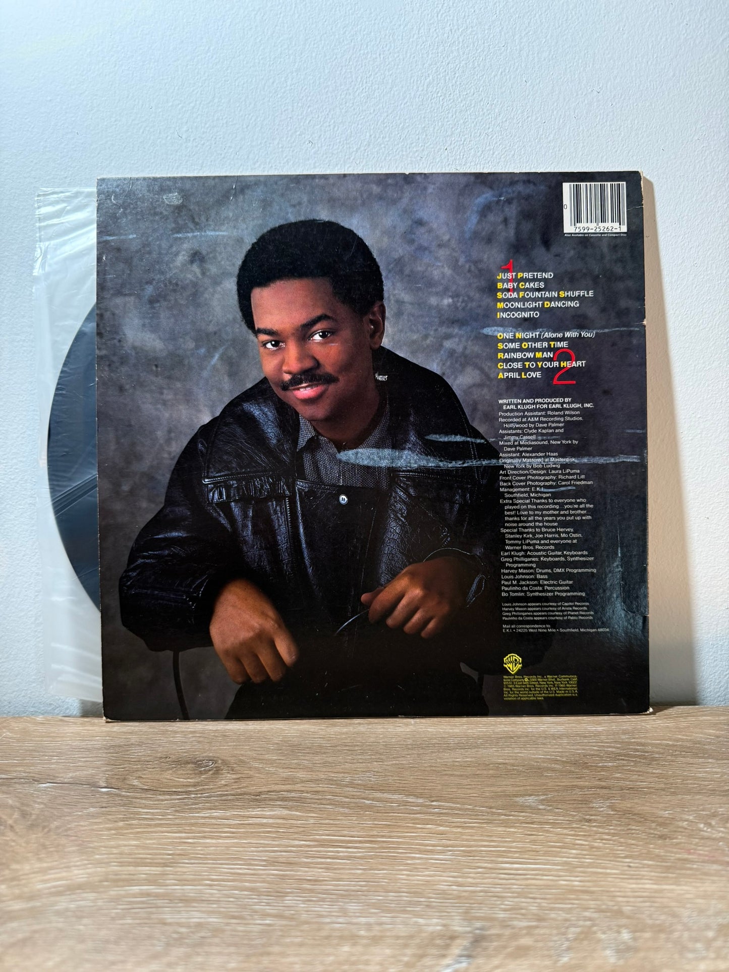 Earl Klugh – Soda Fountain Shuffle