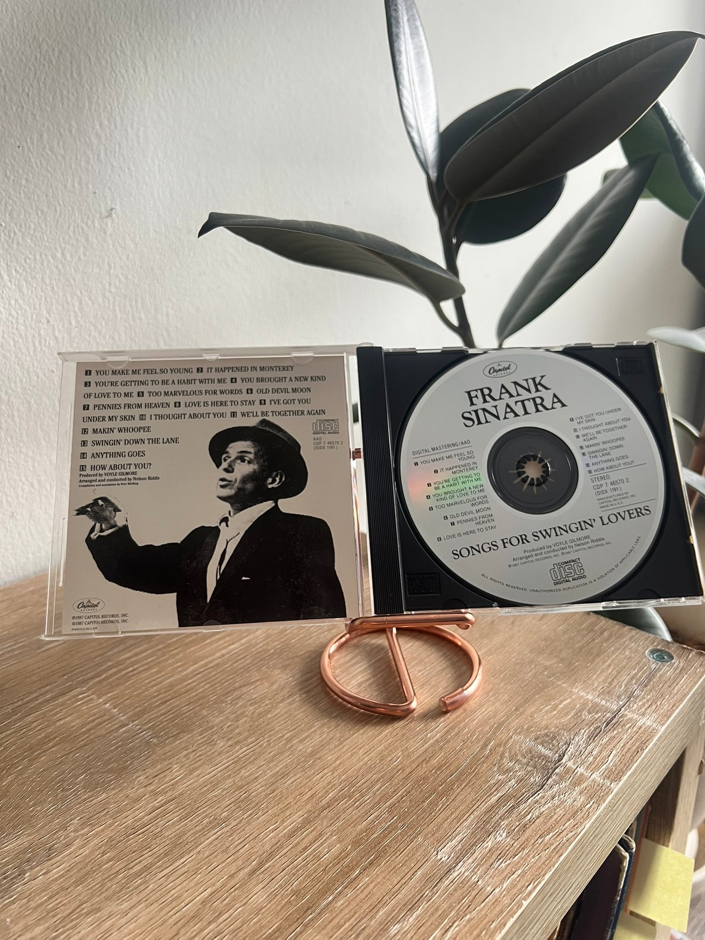 Frank Sinatra - Songs for Swingin' Lovers!