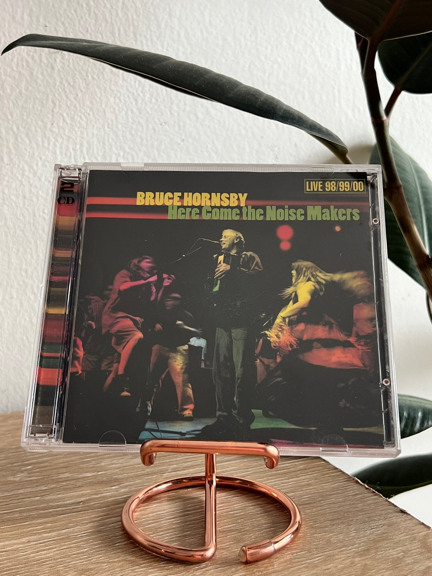 Bruce Hornsby – Here Come The Noise Makers