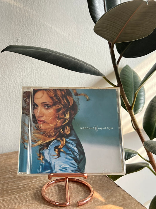 Madonna – Ray Of Light