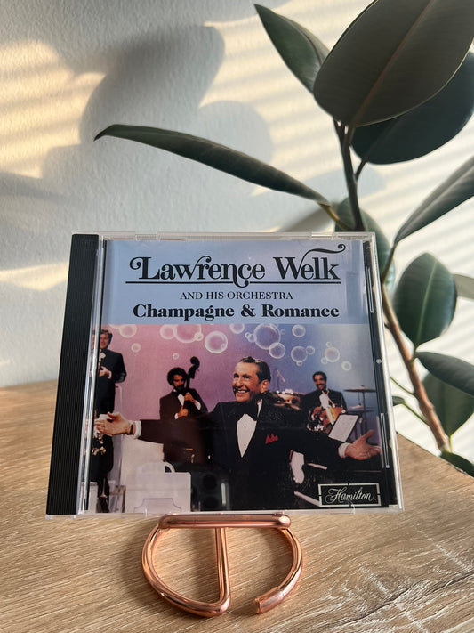 Lawrence Welk And His Orchestra – Champagne & Romance