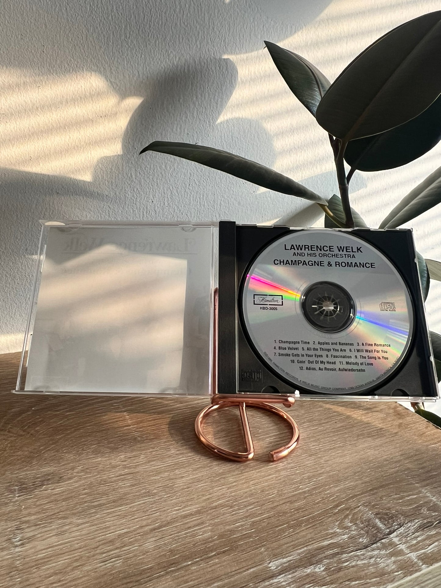 Lawrence Welk And His Orchestra – Champagne & Romance