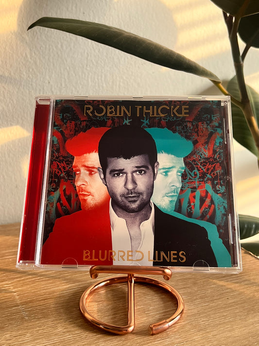 Robin Thicke – Blurred Lines