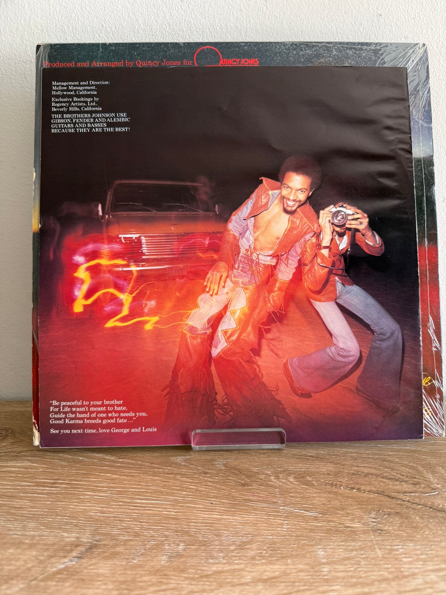 The Brothers Johnson – Right On Time